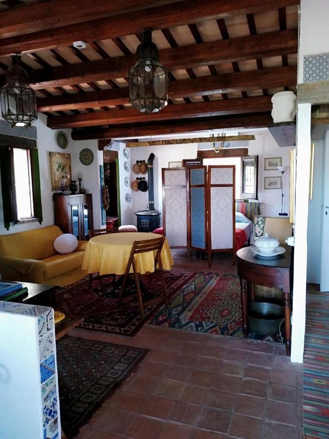 Il Corbezzolo Suite Appartament Кастеллуццо Экстерьер фото