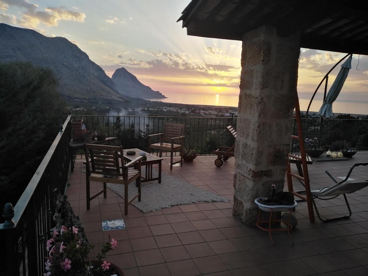 Il Corbezzolo Suite Appartament Кастеллуццо Экстерьер фото